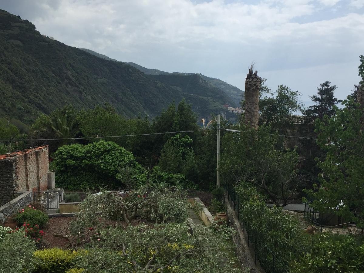 La Posada Aparthotel Corniglia Eksteriør bilde